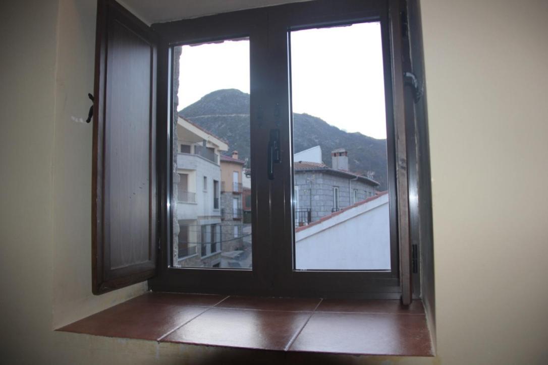 Casa Rural La Cancha I Navalacruz Exterior foto